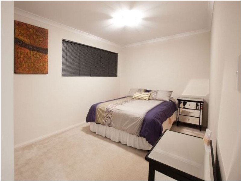 7/18 Deanmore Bend, Hammond Park WA 6164