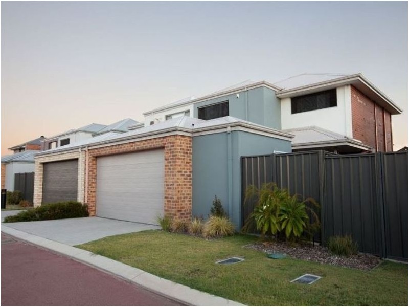 7/18 Deanmore Bend, Hammond Park WA 6164