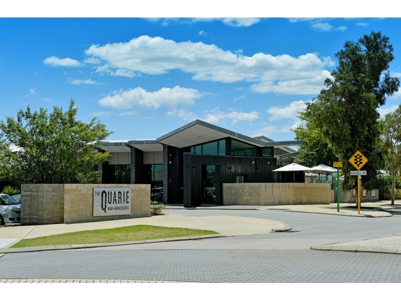 4 Goulburn Approach, Hammond Park WA 6164