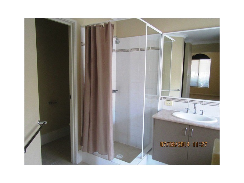 30 Leichhardt Crossing, Hammond Park WA 6164