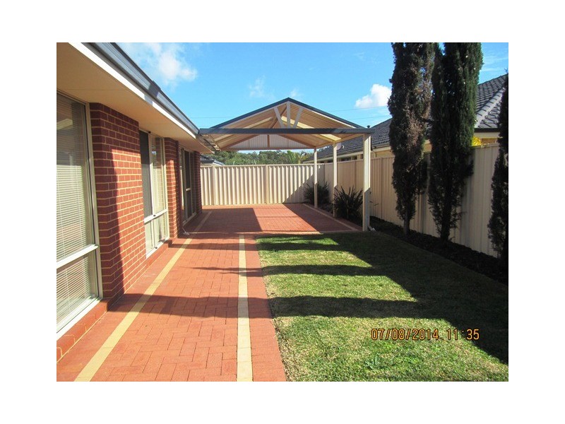 30 Leichhardt Crossing, Hammond Park WA 6164