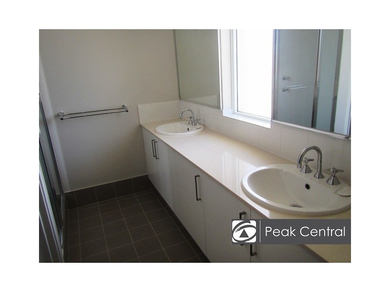 47 Litchfield Circle, Wandi WA 6167