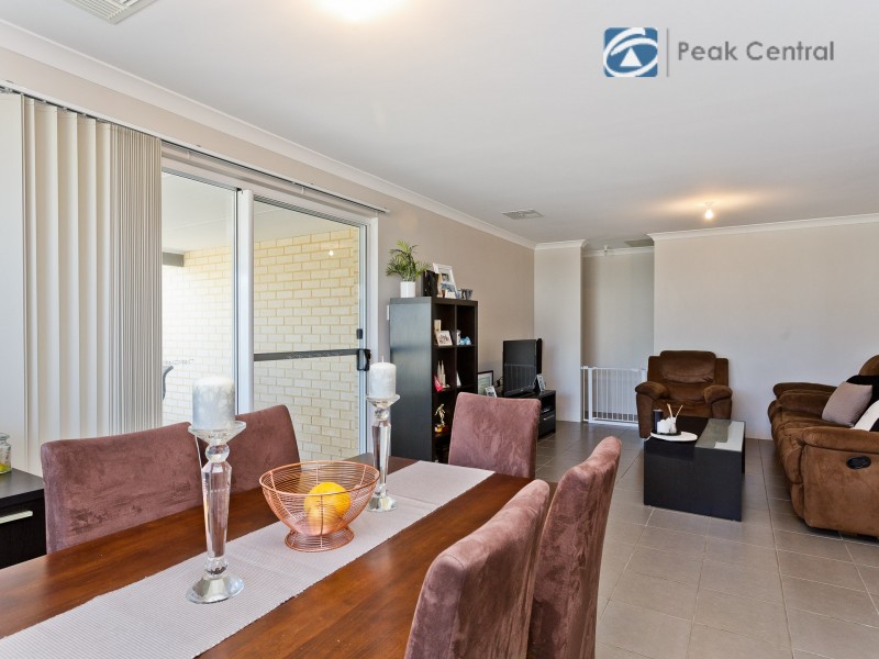 91 Litchfield Circle, Wandi WA 6167