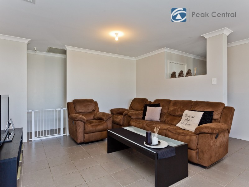 91 Litchfield Circle, Wandi WA 6167