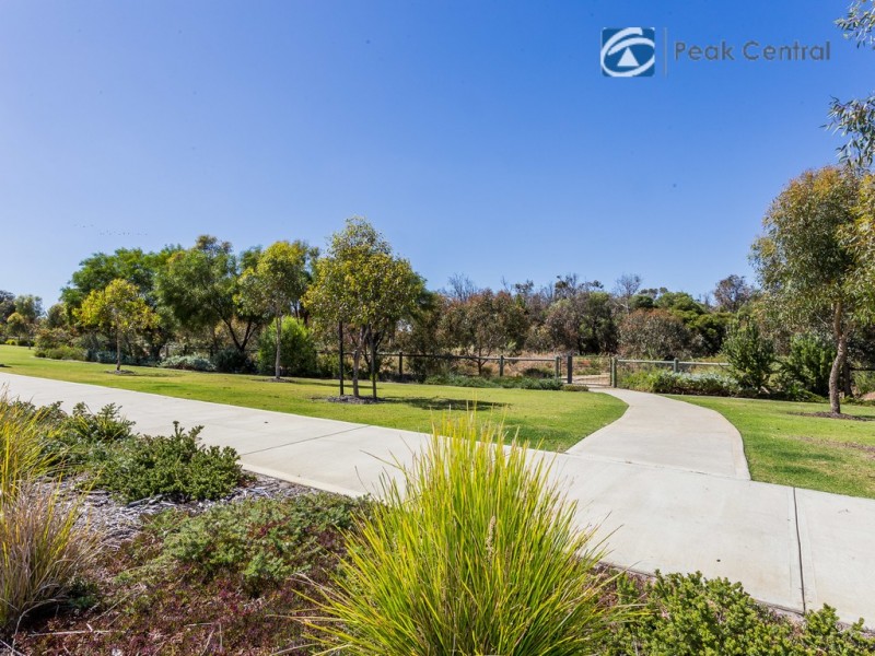 91 Litchfield Circle, Wandi WA 6167