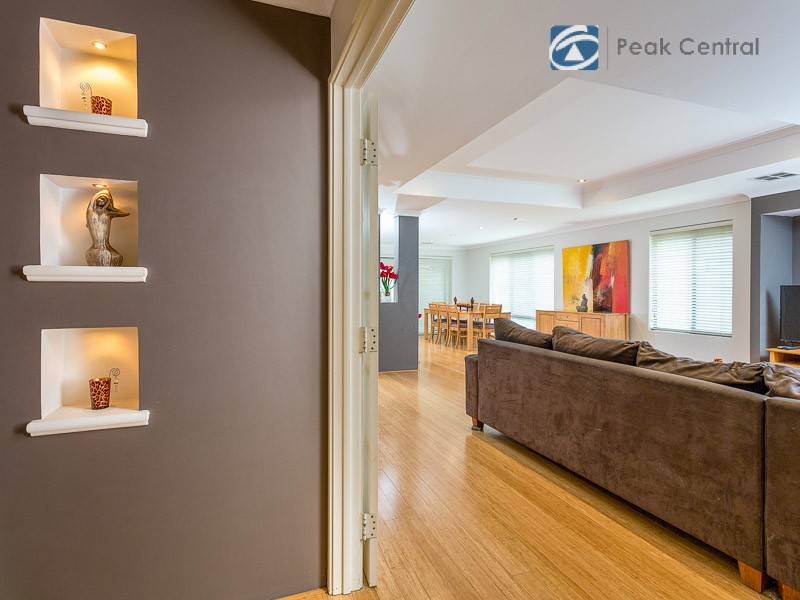 7 Cape Le Grand Ave, Aubin Grove WA 6164