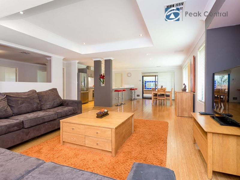 7 Cape Le Grand Ave, Aubin Grove WA 6164