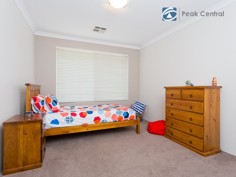 7 Cape Le Grand Ave, Aubin Grove WA 6164