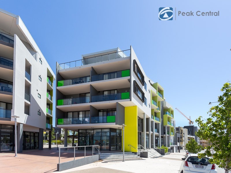 32/20 Signal Tce, Cockburn Central WA 6164