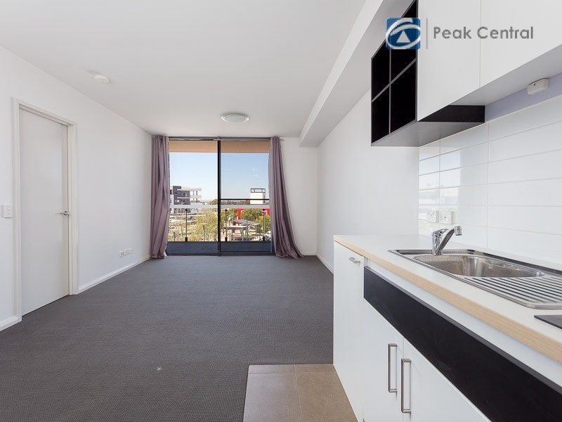 32/20 Signal Tce, Cockburn Central WA 6164