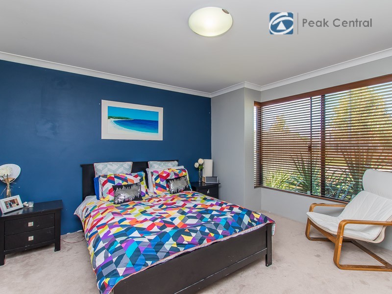 11 Monarch Gate, Success WA 6164