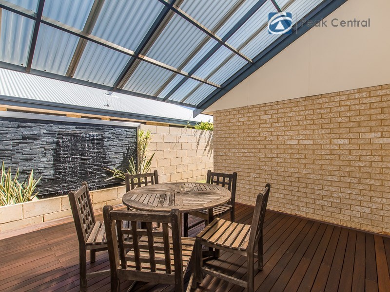 11 Monarch Gate, Success WA 6164