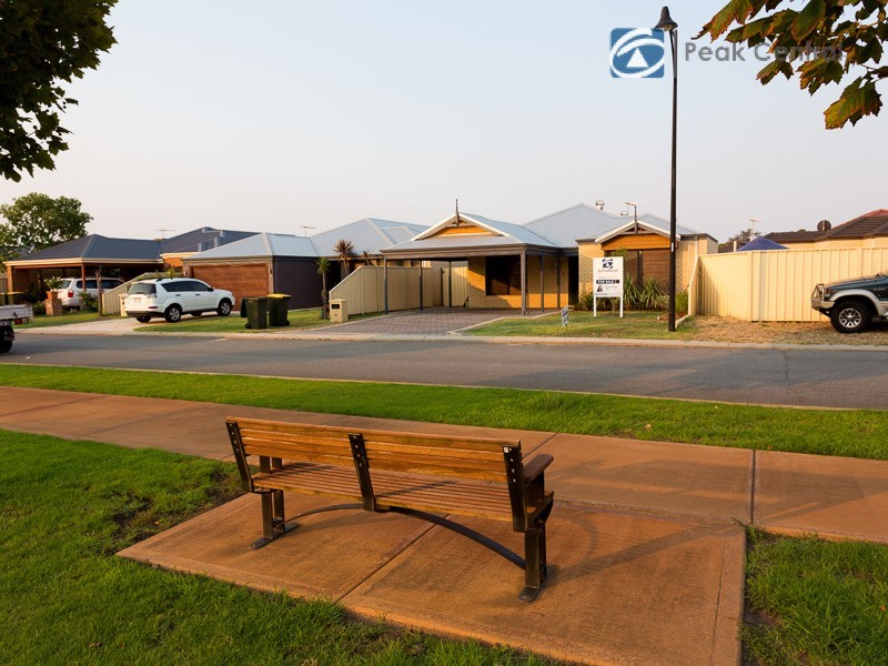 11 Monarch Gate, Success WA 6164