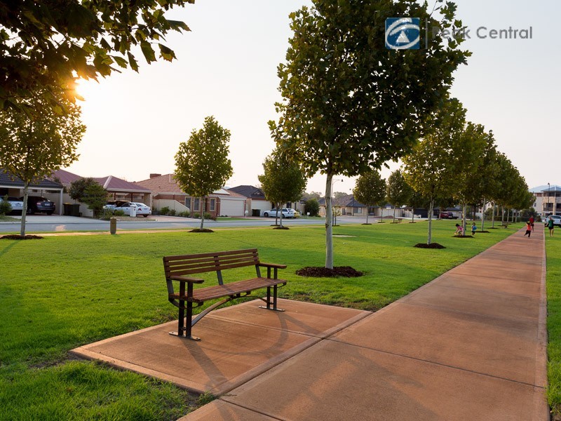 11 Monarch Gate, Success WA 6164