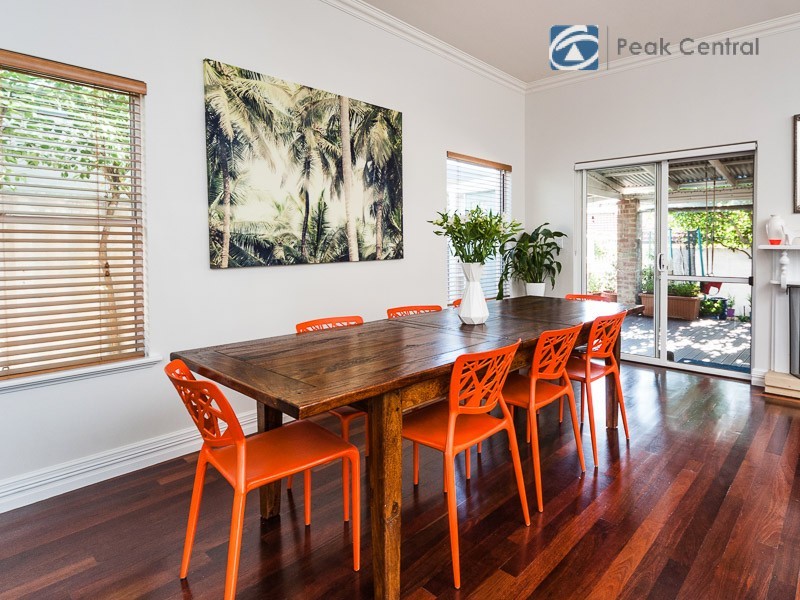 13 Clements Road, Booragoon WA 6154