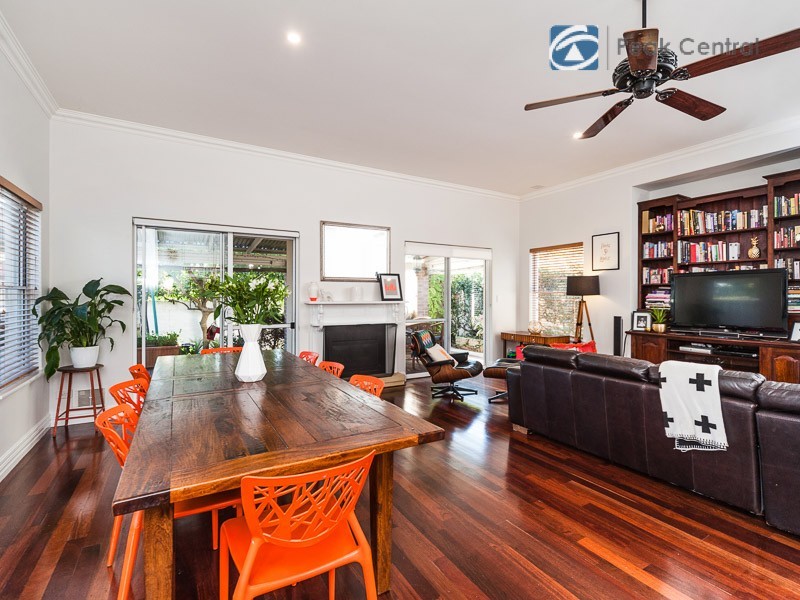 13 Clements Road, Booragoon WA 6154