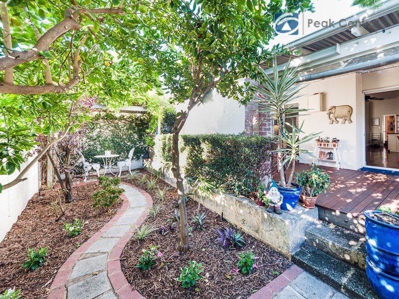 13 Clements Road, Booragoon WA 6154
