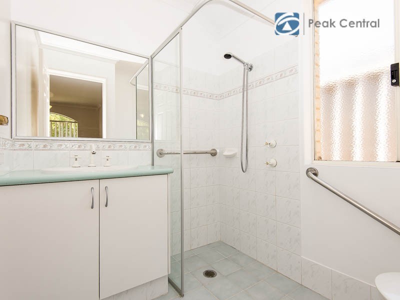 73 Aurora Drive, Atwell WA 6164