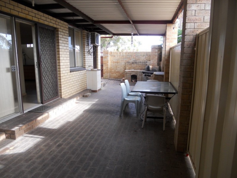 22 Davies Crest, Kardinya WA 6163