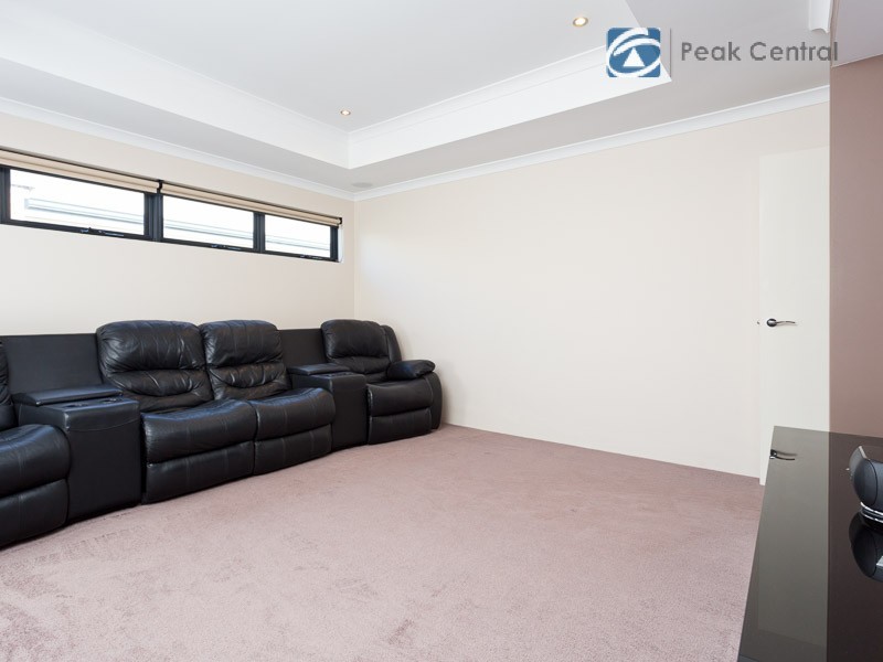 35 Frankenia Turn, Success WA 6164