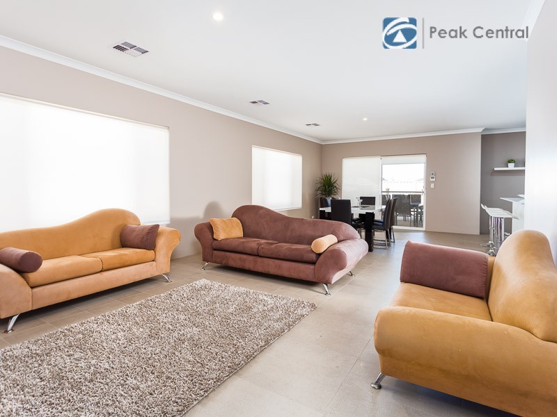 21 Pinelle Pwy, Aubin Grove WA 6164