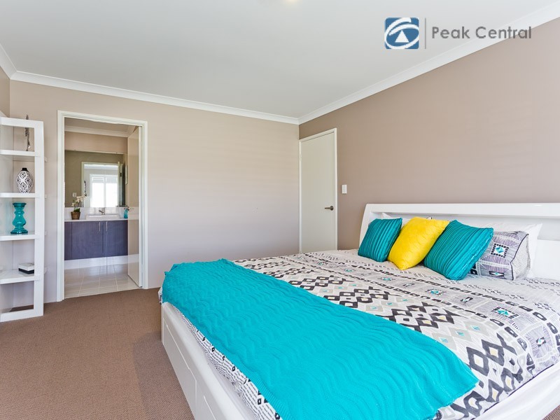 21 Pinelle Pwy, Aubin Grove WA 6164