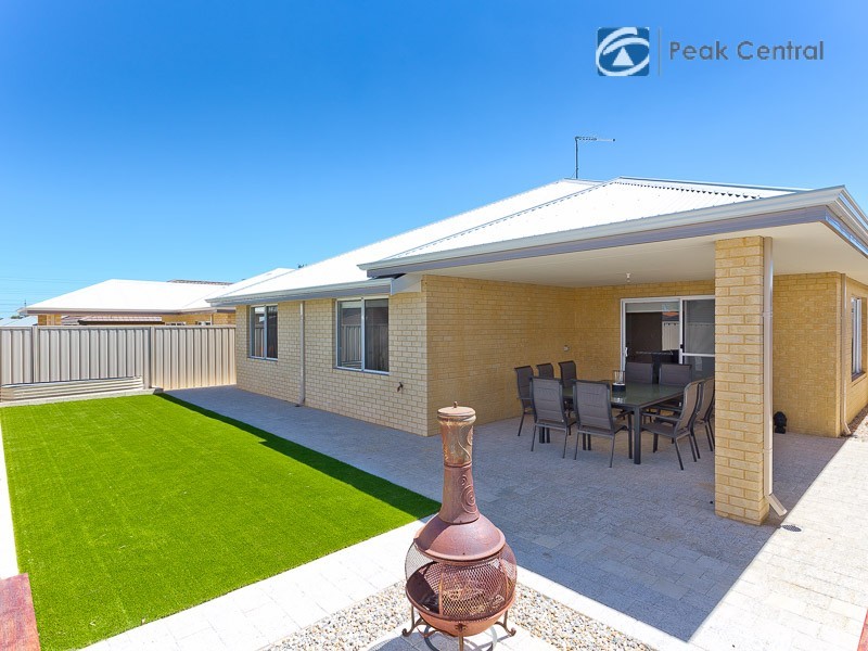 21 Pinelle Pwy, Aubin Grove WA 6164