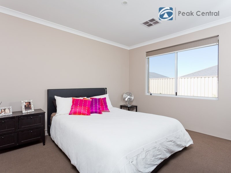 21 Pinelle Pwy, Aubin Grove WA 6164