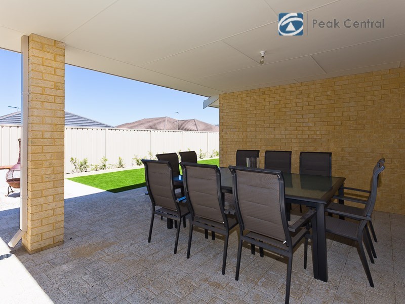 21 Pinelle Pwy, Aubin Grove WA 6164