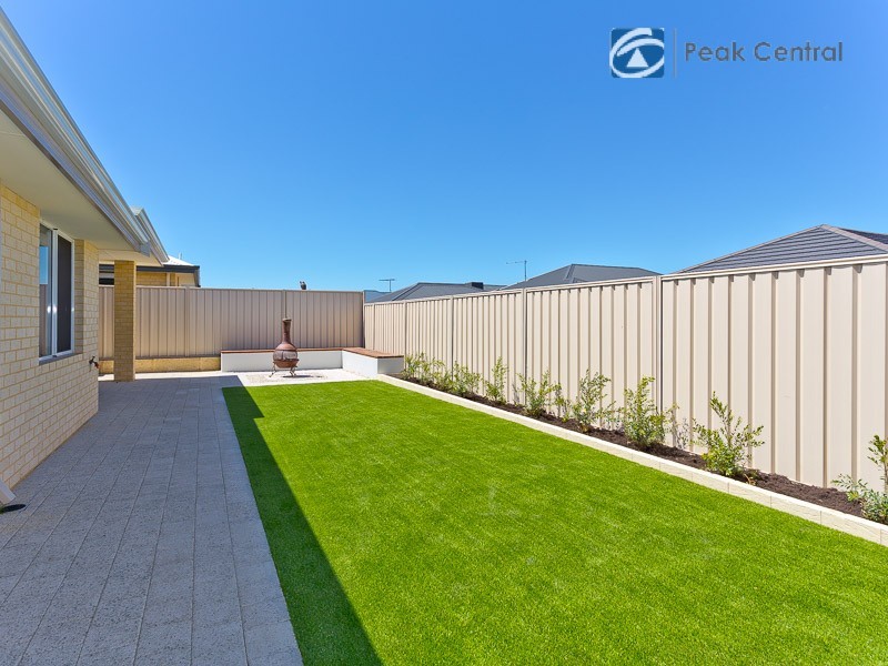 21 Pinelle Pwy, Aubin Grove WA 6164