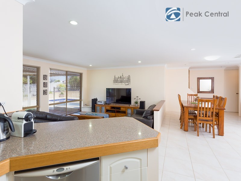 25 Reid Street, Kardinya WA 6163