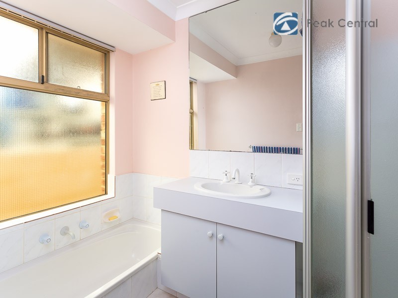 25 Reid Street, Kardinya WA 6163