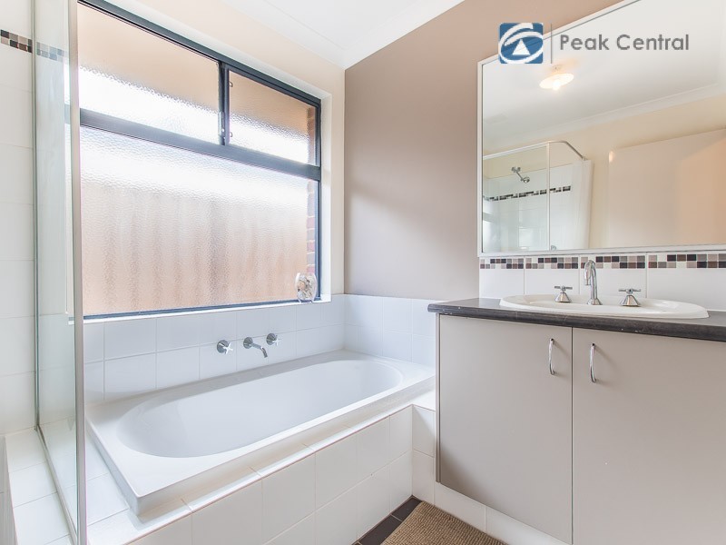 109 Price Parkway, Bertram WA 6167
