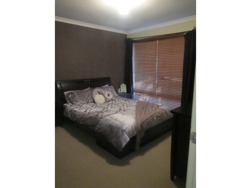 4 Moroso Pass, Success WA 6164