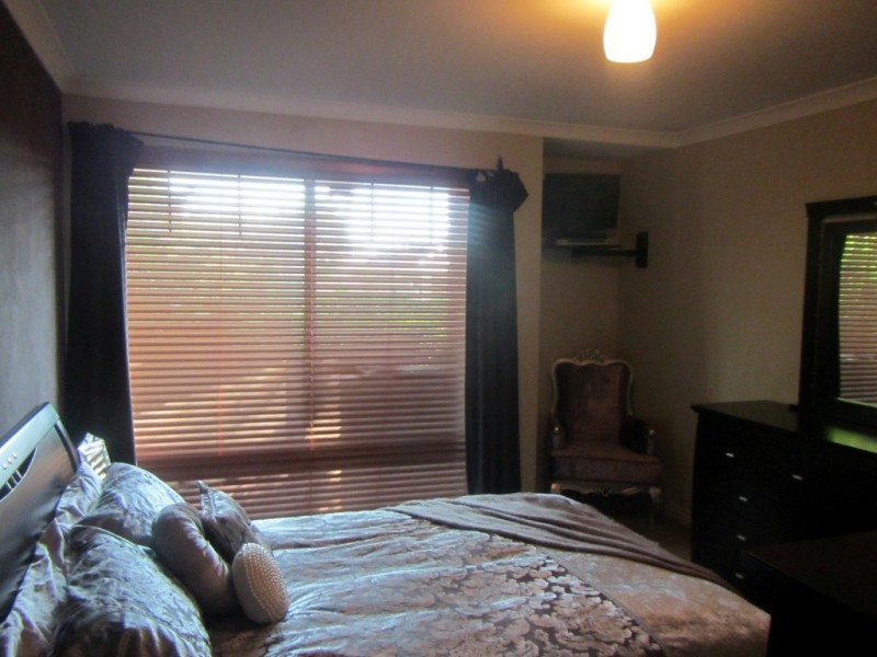 4 Moroso Pass, Success WA 6164