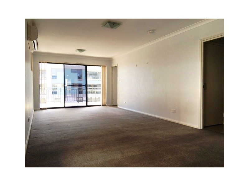 47/9 Linkage Avenue, Cockburn Central WA 6164