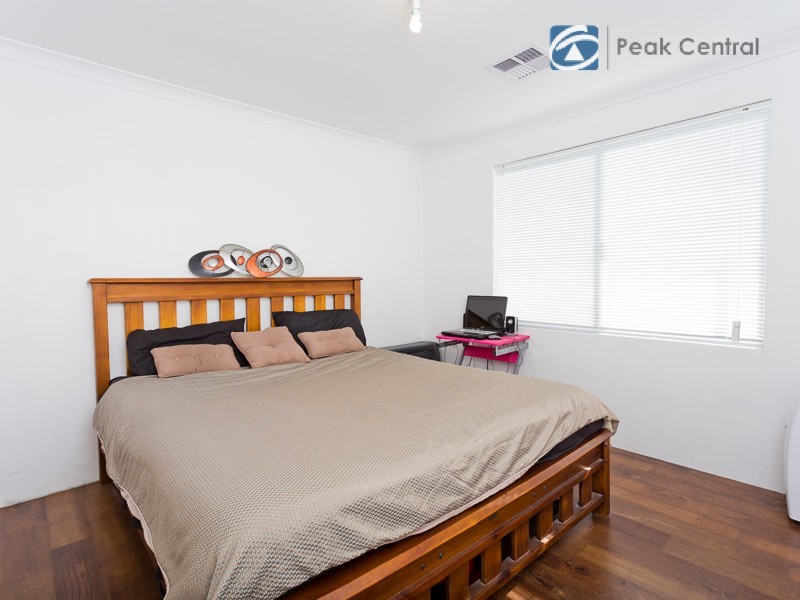 3 Sheffield Bend, Success WA 6164