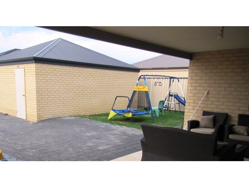 36 Durango Turn, Aubin Grove WA 6164