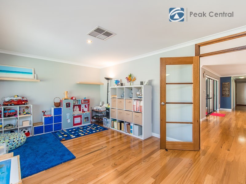 11 Monarch Gate, Success WA 6164