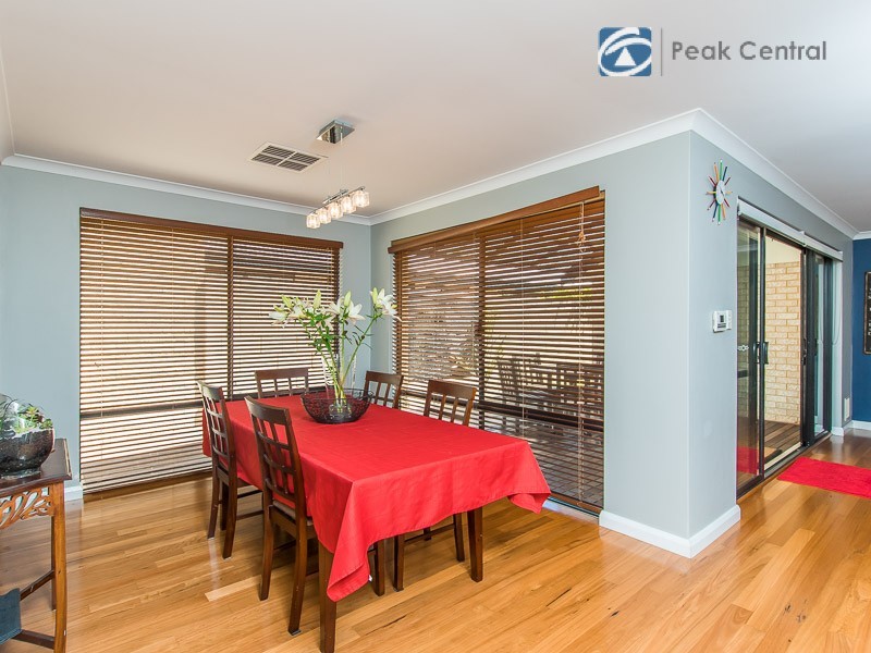 11 Monarch Gate, Success WA 6164