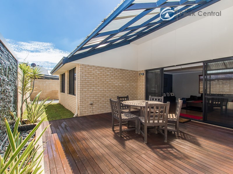 11 Monarch Gate, Success WA 6164