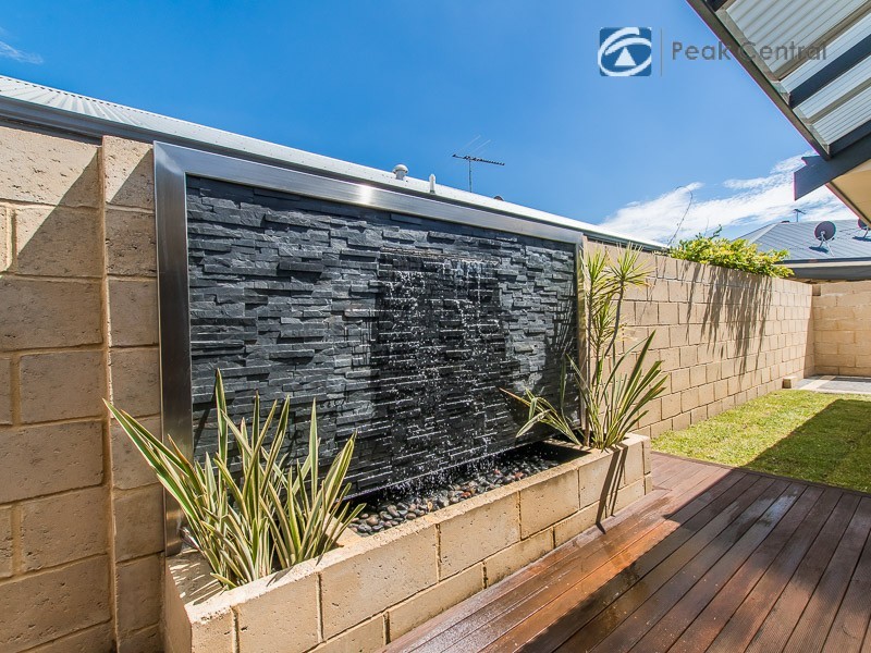 11 Monarch Gate, Success WA 6164