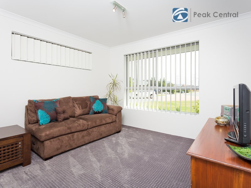 30 Covington Loop, Success WA 6164