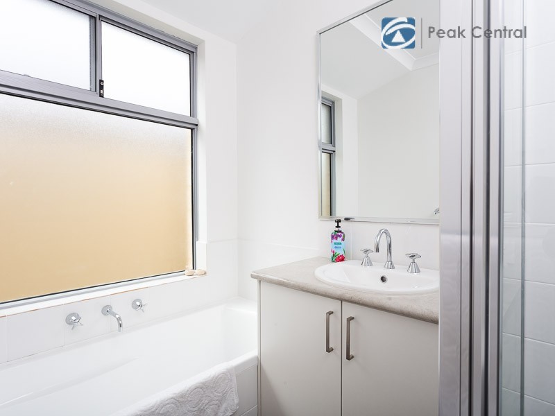 30 Covington Loop, Success WA 6164