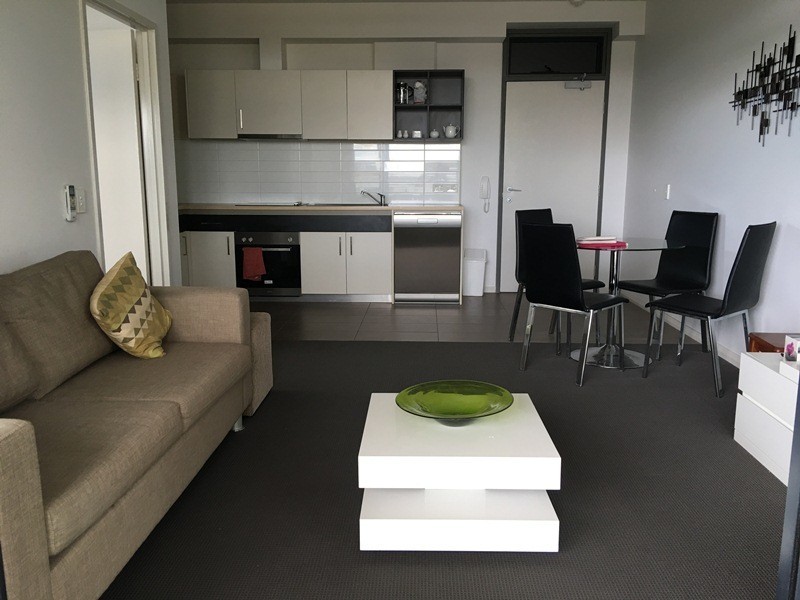 27/2 Points Way, Cockburn Central WA 6164