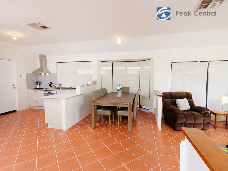 6 Quong Place, Atwell WA 6164