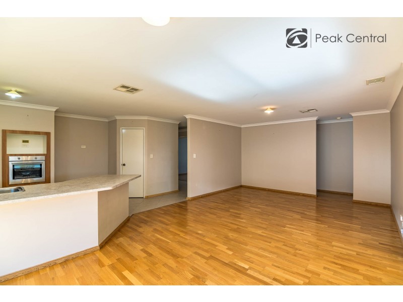 7 Storey Place, Yangebup WA 6164