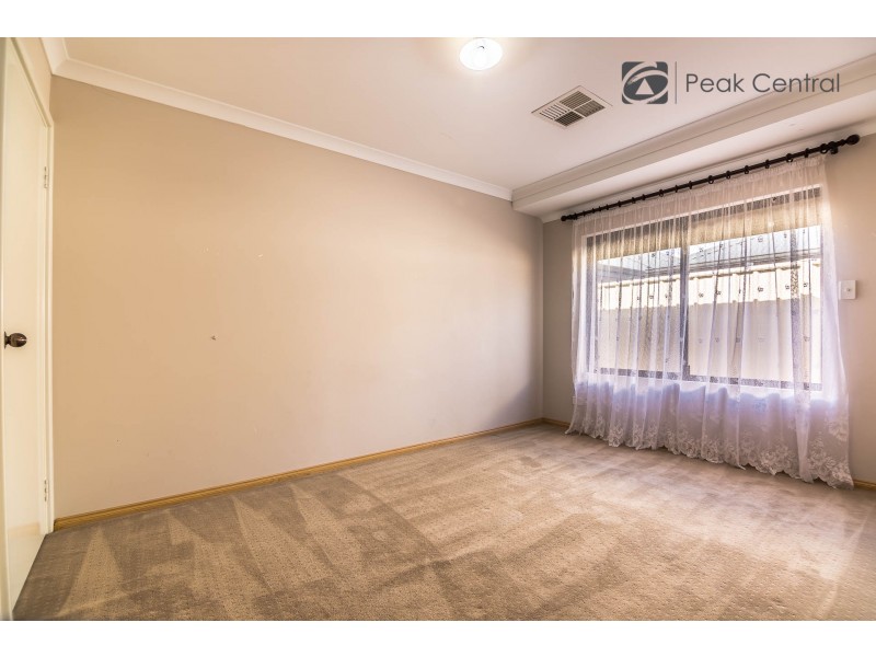 7 Storey Place, Yangebup WA 6164
