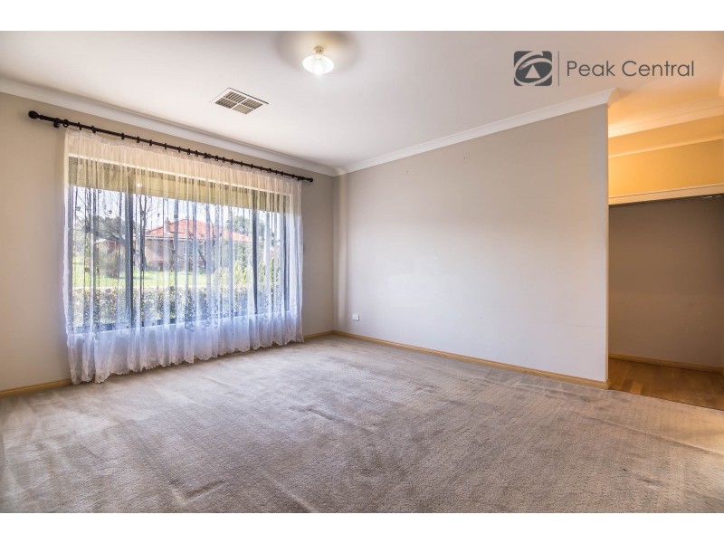 7 Storey Place, Yangebup WA 6164