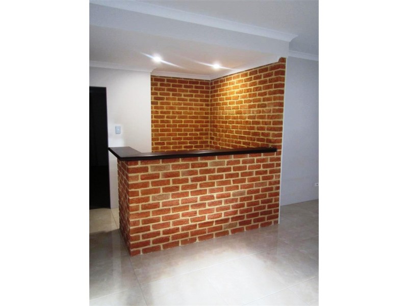 4 Bindarri Grove, Wandi WA 6167